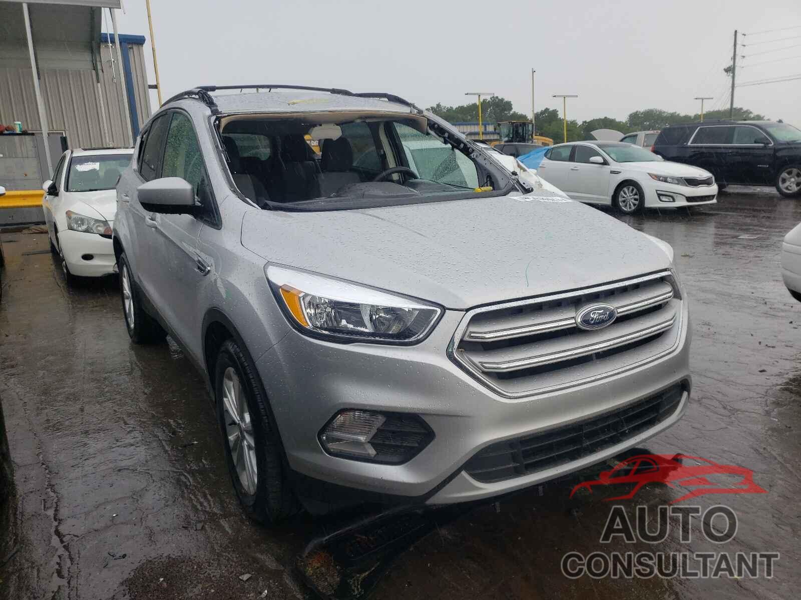 FORD ESCAPE 2018 - 1FMCU0GD7JUB66967