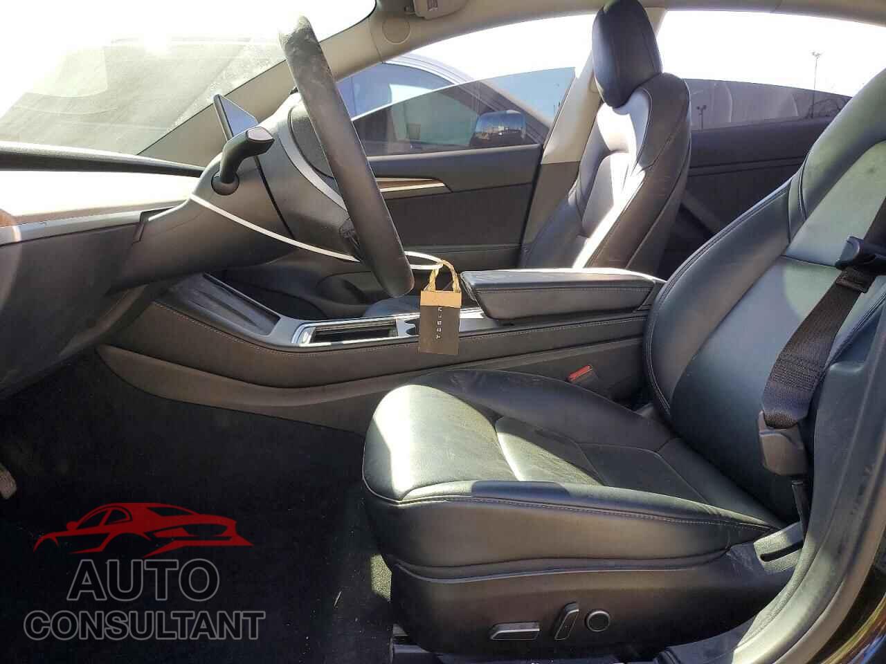 TESLA MODEL 3 2022 - 5YJ3E1EB7NF209985