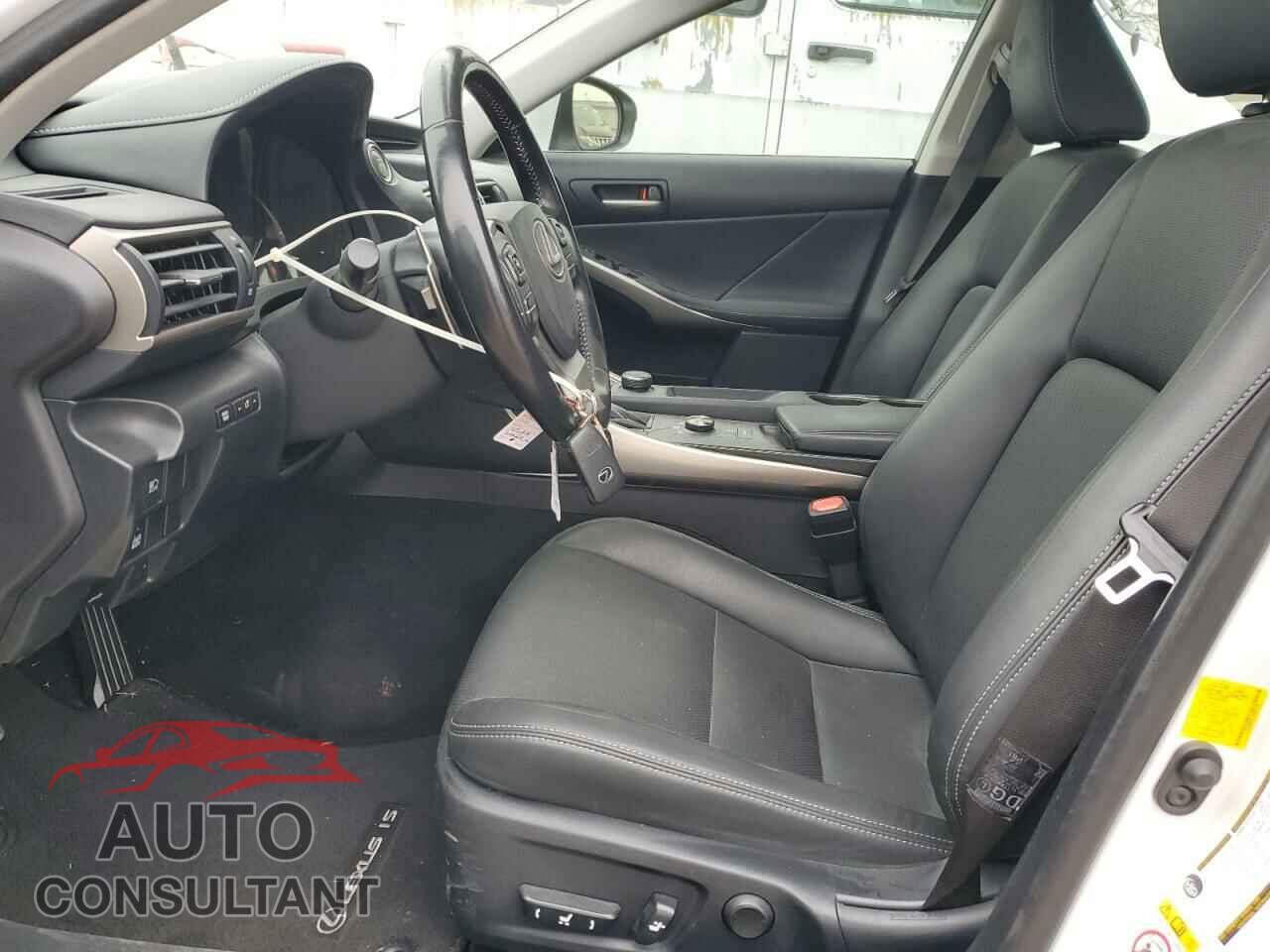 LEXUS IS 2017 - JTHCM1D2XH5017338