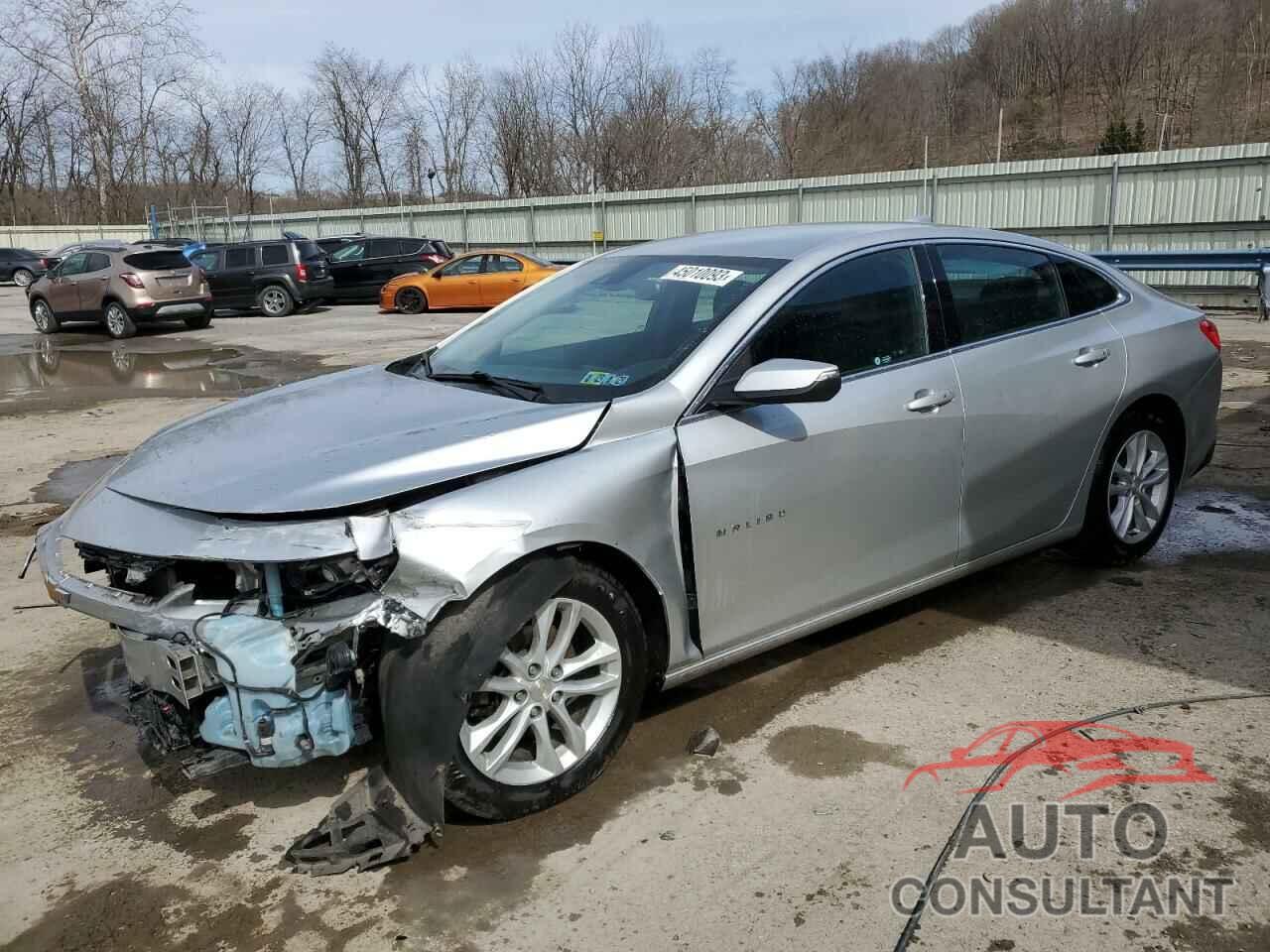 CHEVROLET MALIBU 2017 - 1G1ZE5ST8HF122166