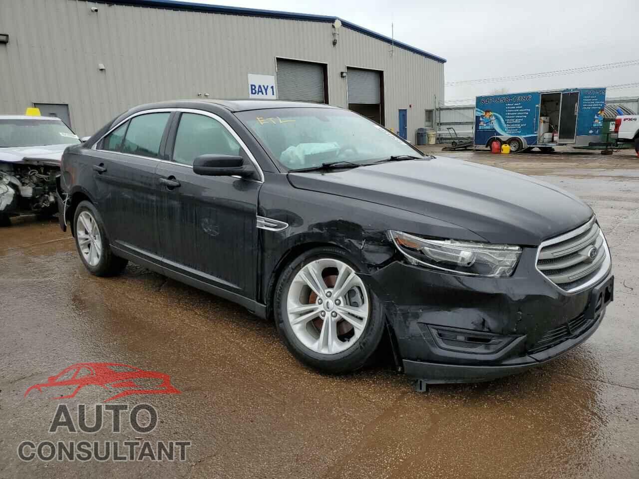 FORD TAURUS 2017 - 1FAHP2H88HG140097