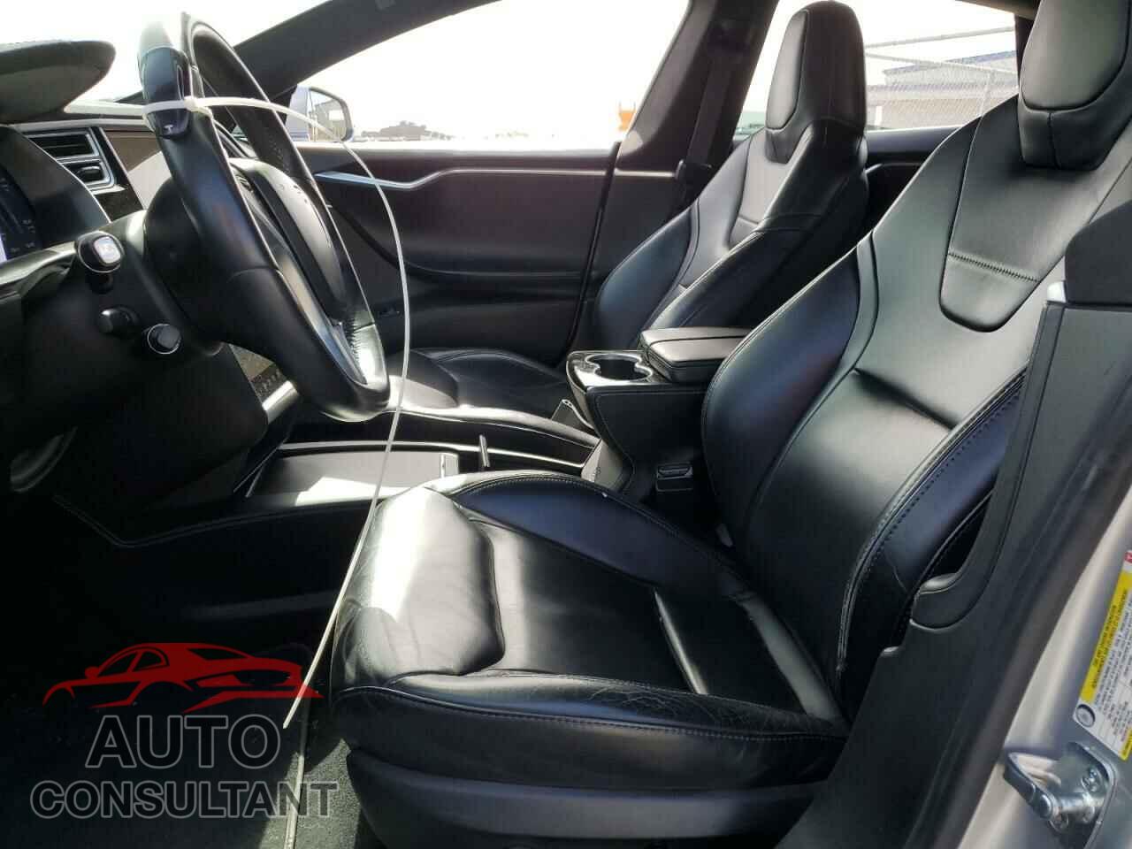 TESLA MODEL S 2017 - 5YJSA1E12HF177935