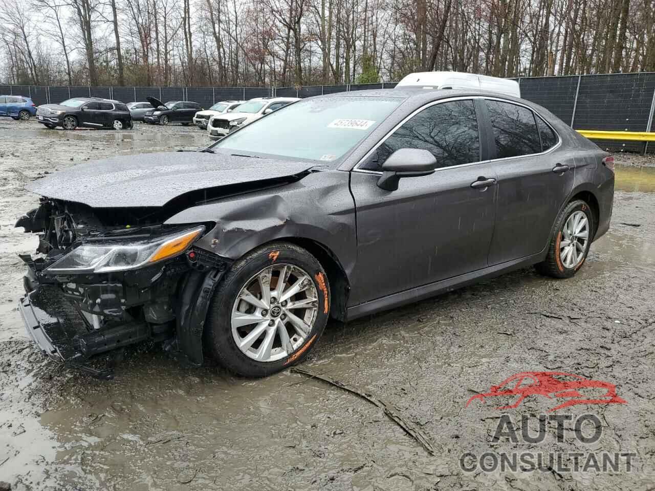 TOYOTA CAMRY 2022 - 4T1C11AK9NU658069