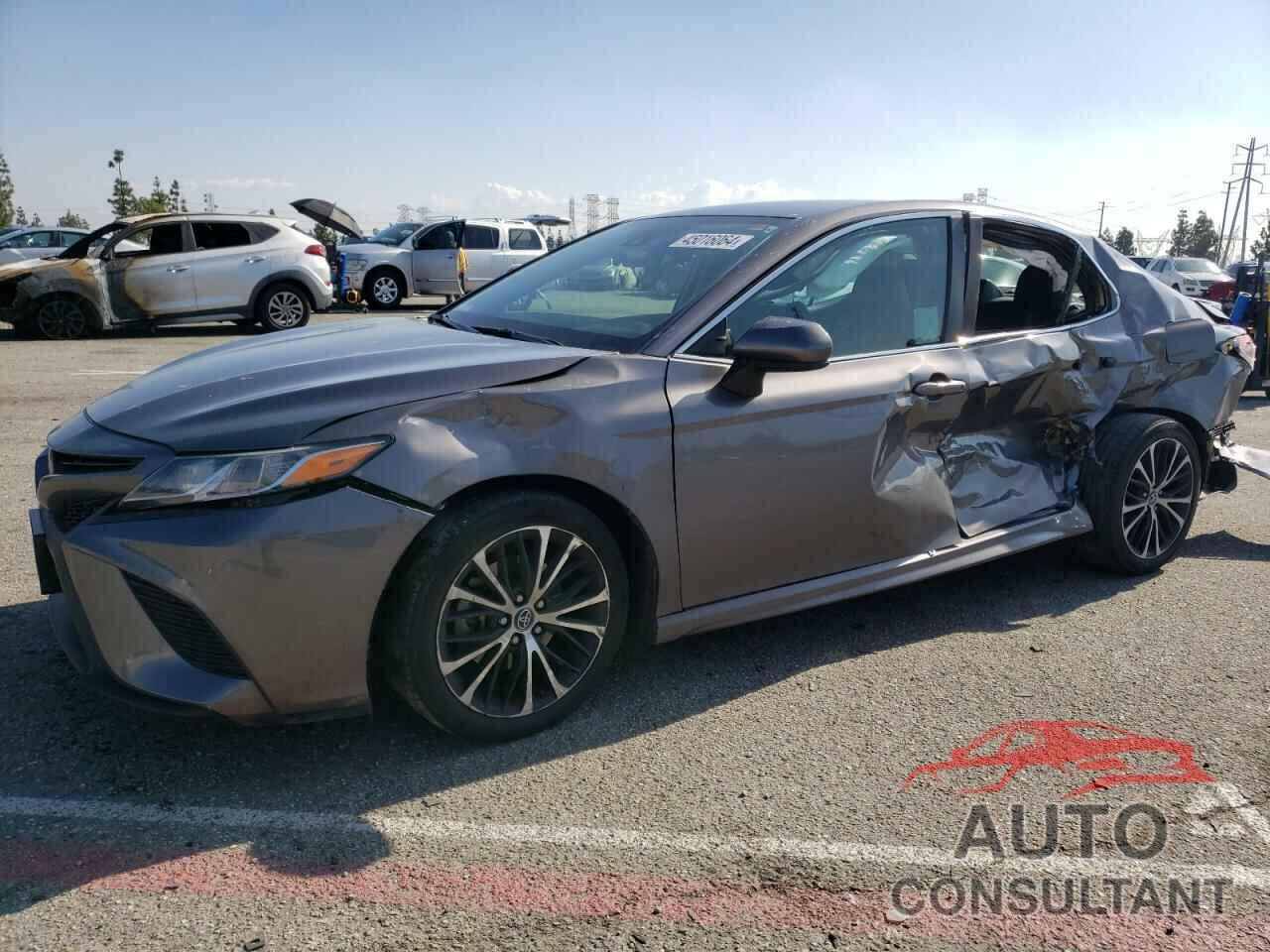 TOYOTA CAMRY 2020 - 4T1G11AK2LU310452