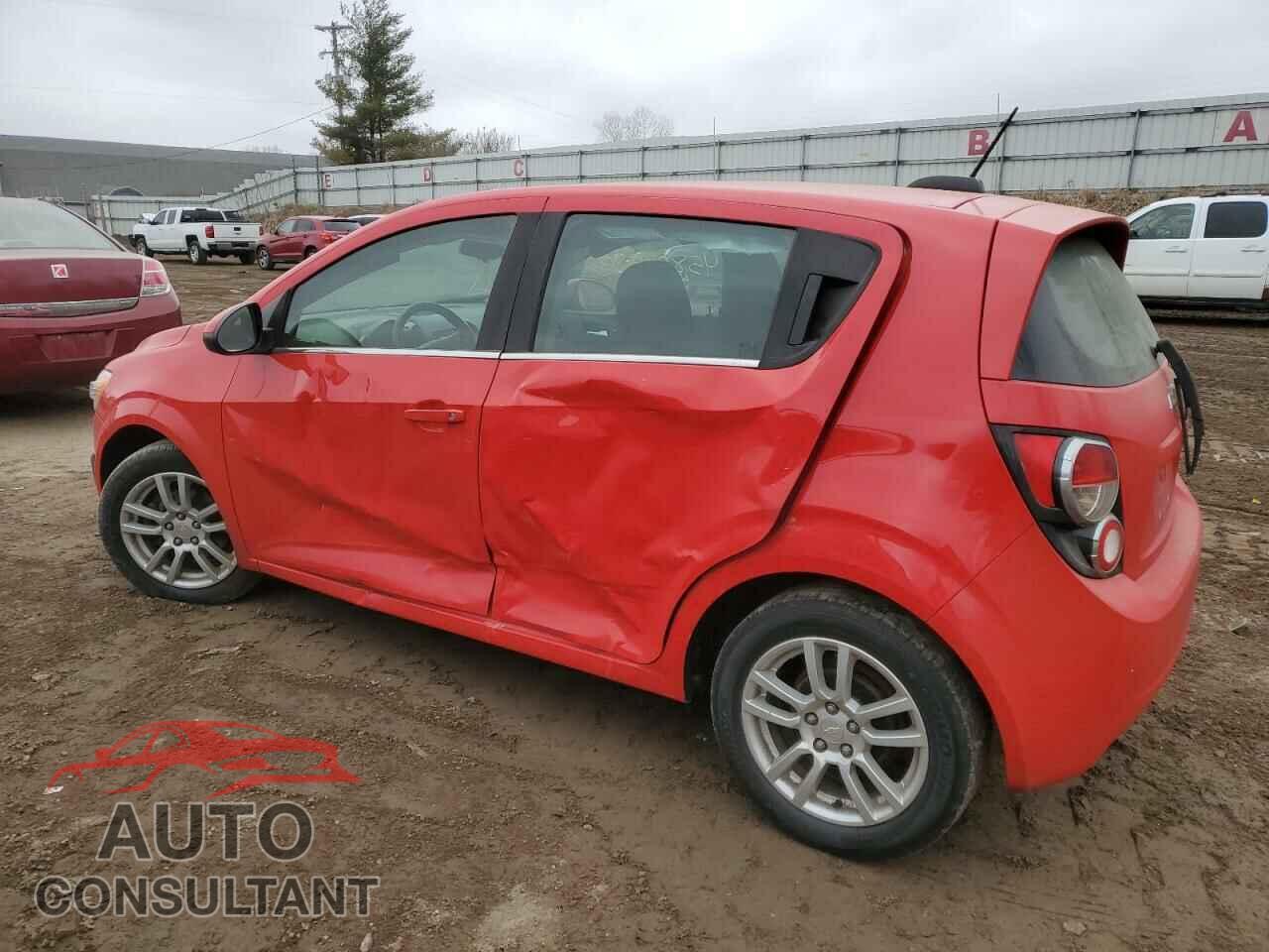 CHEVROLET SONIC 2015 - 1G1JC6SB8F4162188