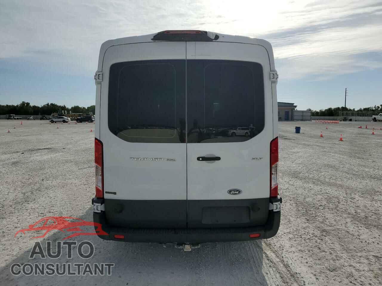 FORD TRANSIT 2018 - 1FBAX2CM5JKA56875