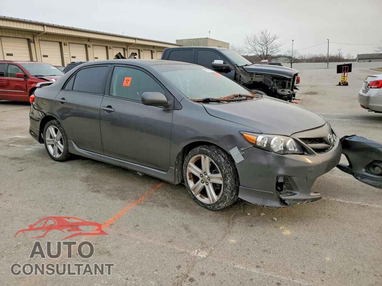 TOYOTA COROLLA 2013 - 2T1BU4EE1DC995375