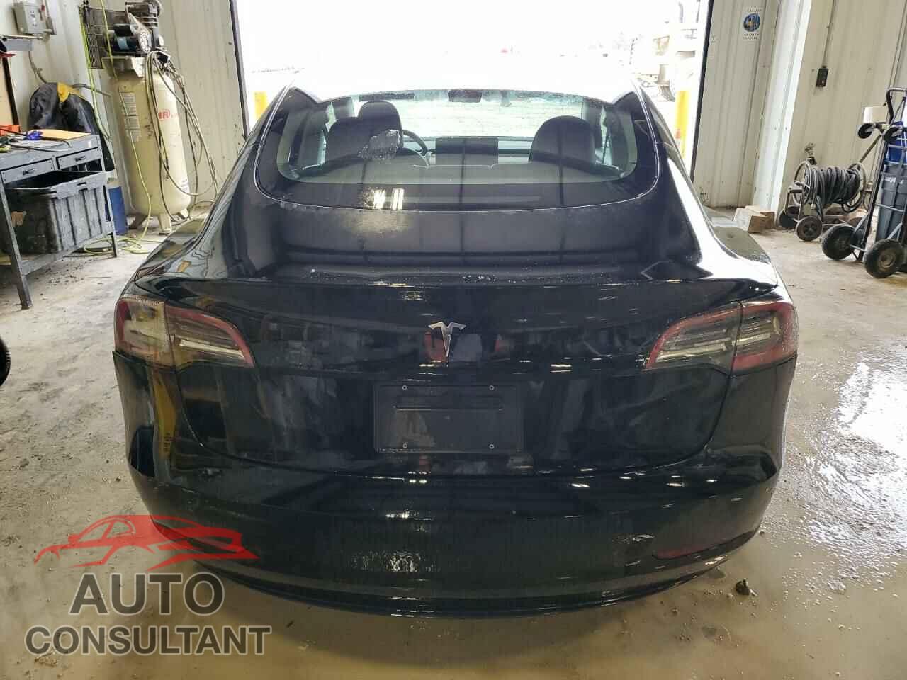 TESLA MODEL 3 2023 - 5YJ3E1EA2PF449696