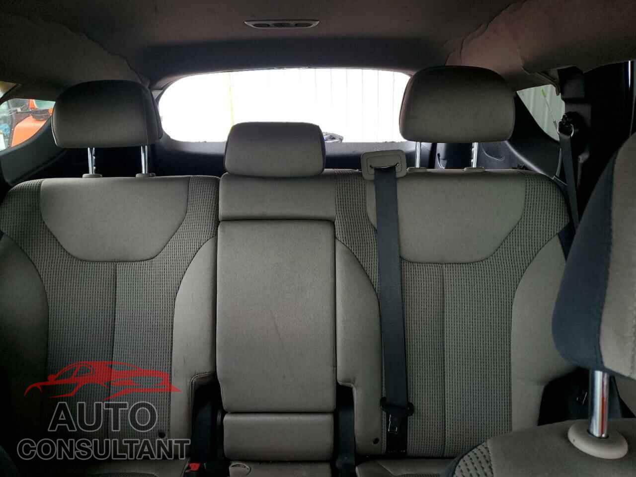 HYUNDAI SANTA FE 2023 - 5NMS2DAJ3PH598564