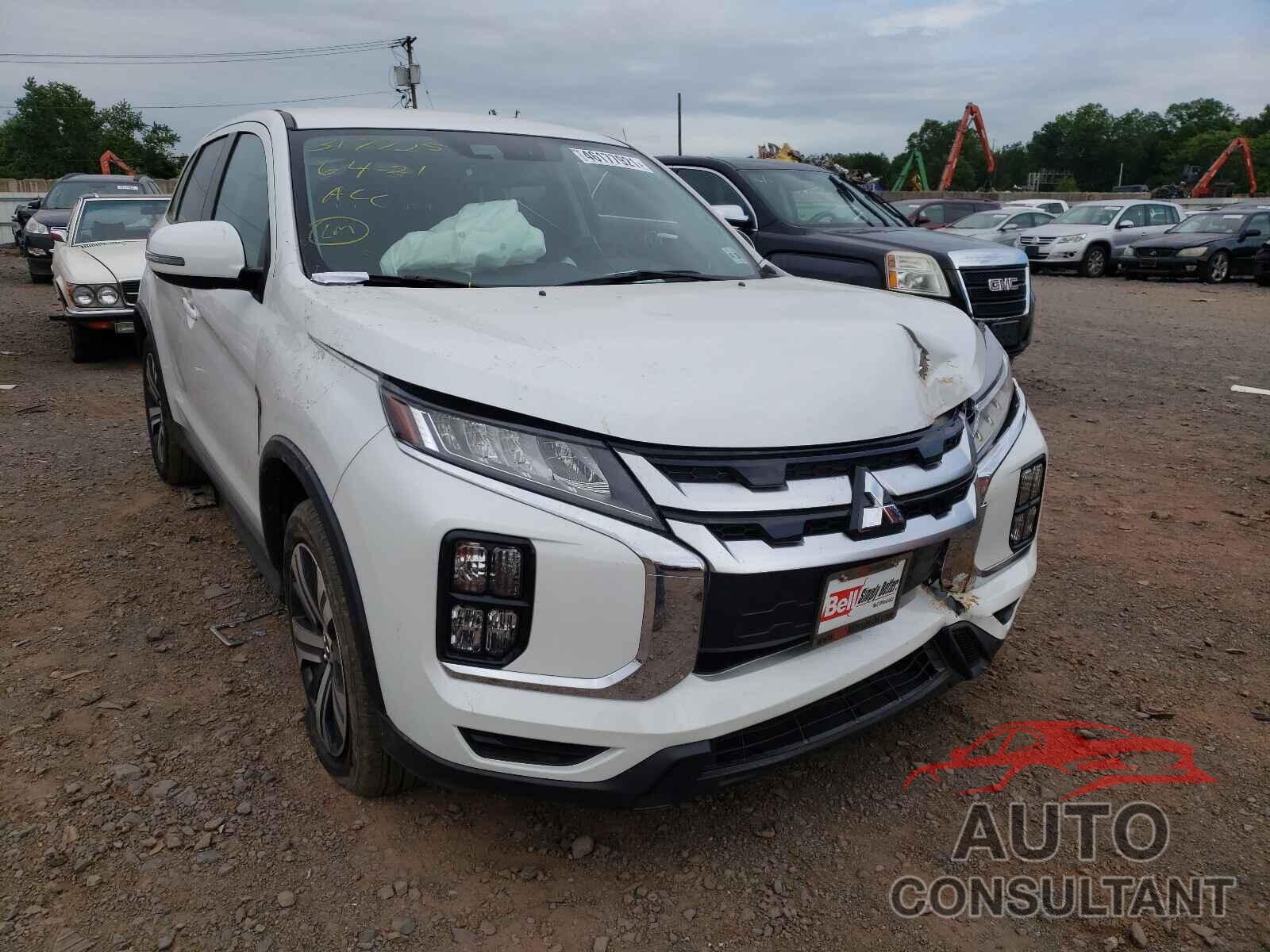 MITSUBISHI OUTLANDER 2021 - JA4ARUAU1MU008393