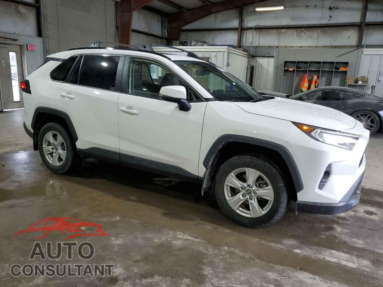 TOYOTA RAV4 2019 - JTMP1RFVXKD023154