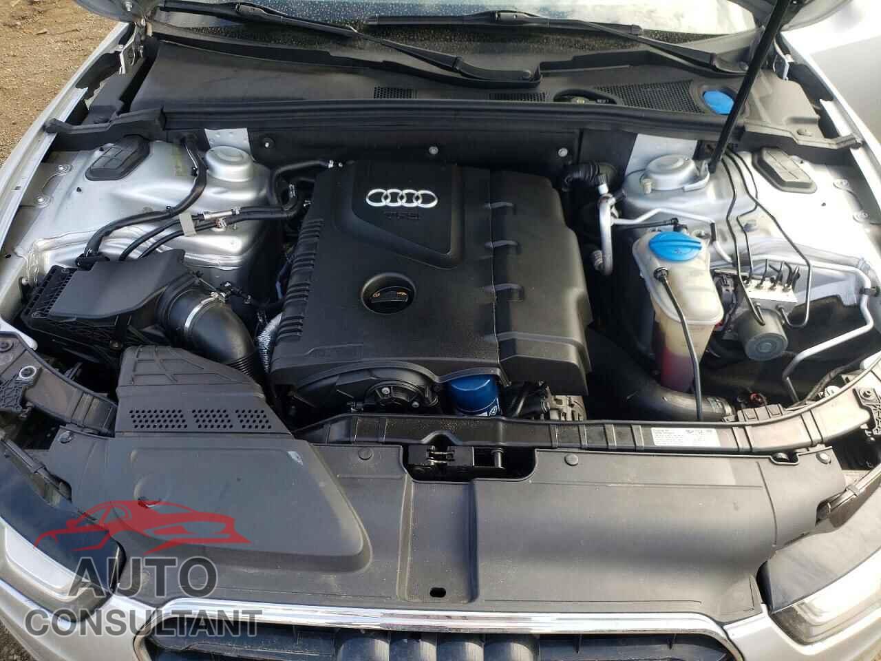 AUDI A5 2013 - WAULFAFR8DA080300