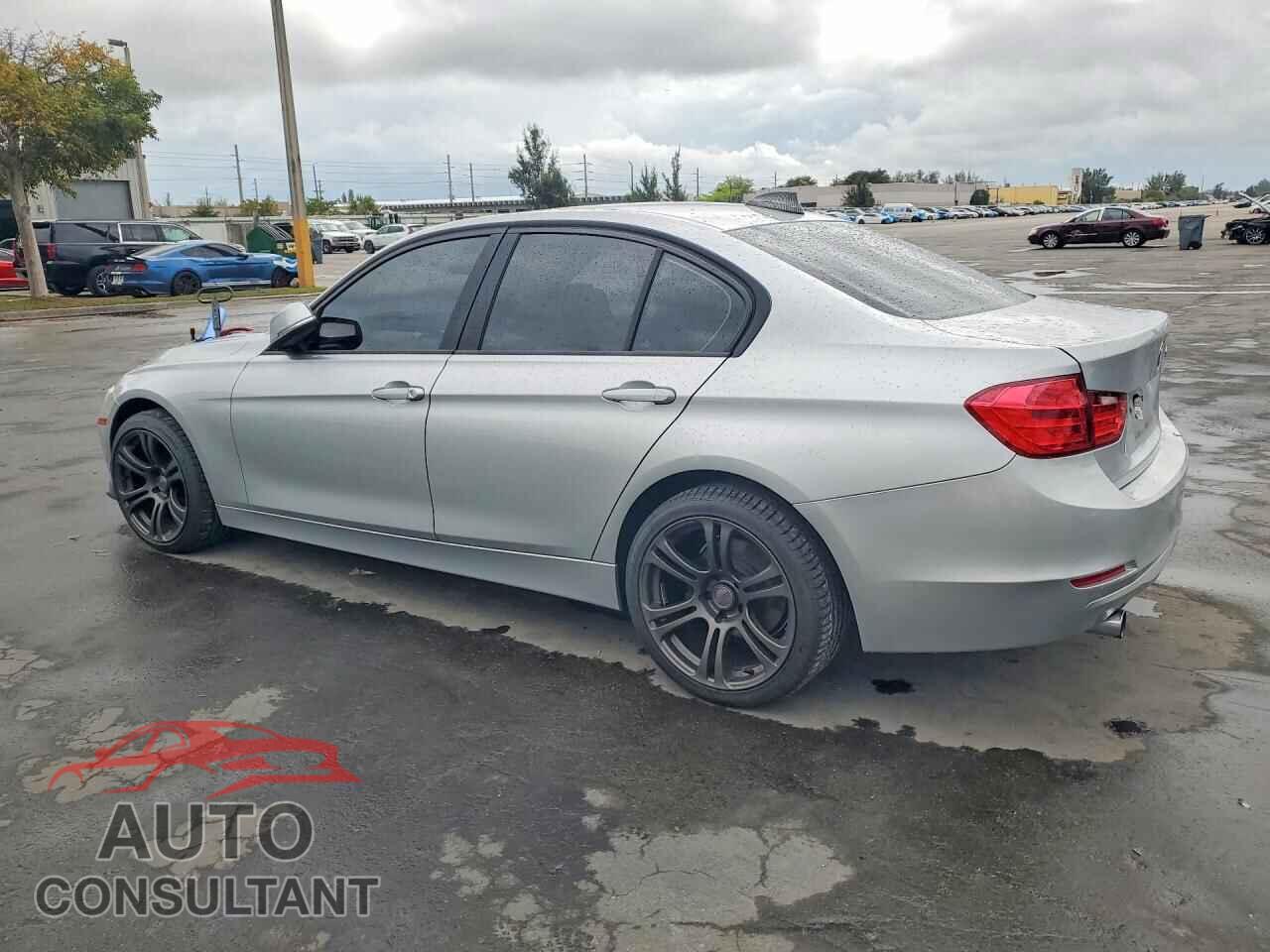 BMW 3 SERIES 2015 - WBA3B1G55FNT63997