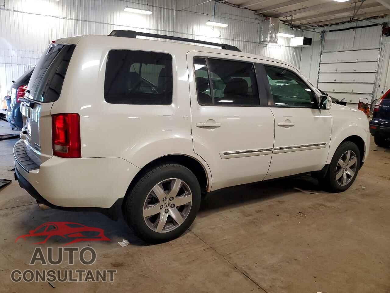 HONDA PILOT 2013 - 5FNYF4H95DB056888