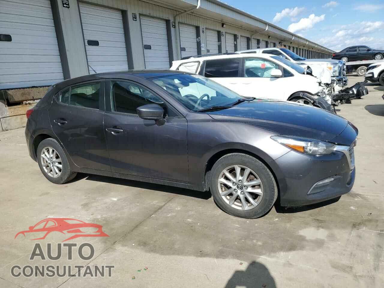 MAZDA 3 2018 - 3MZBN1K70JM225539