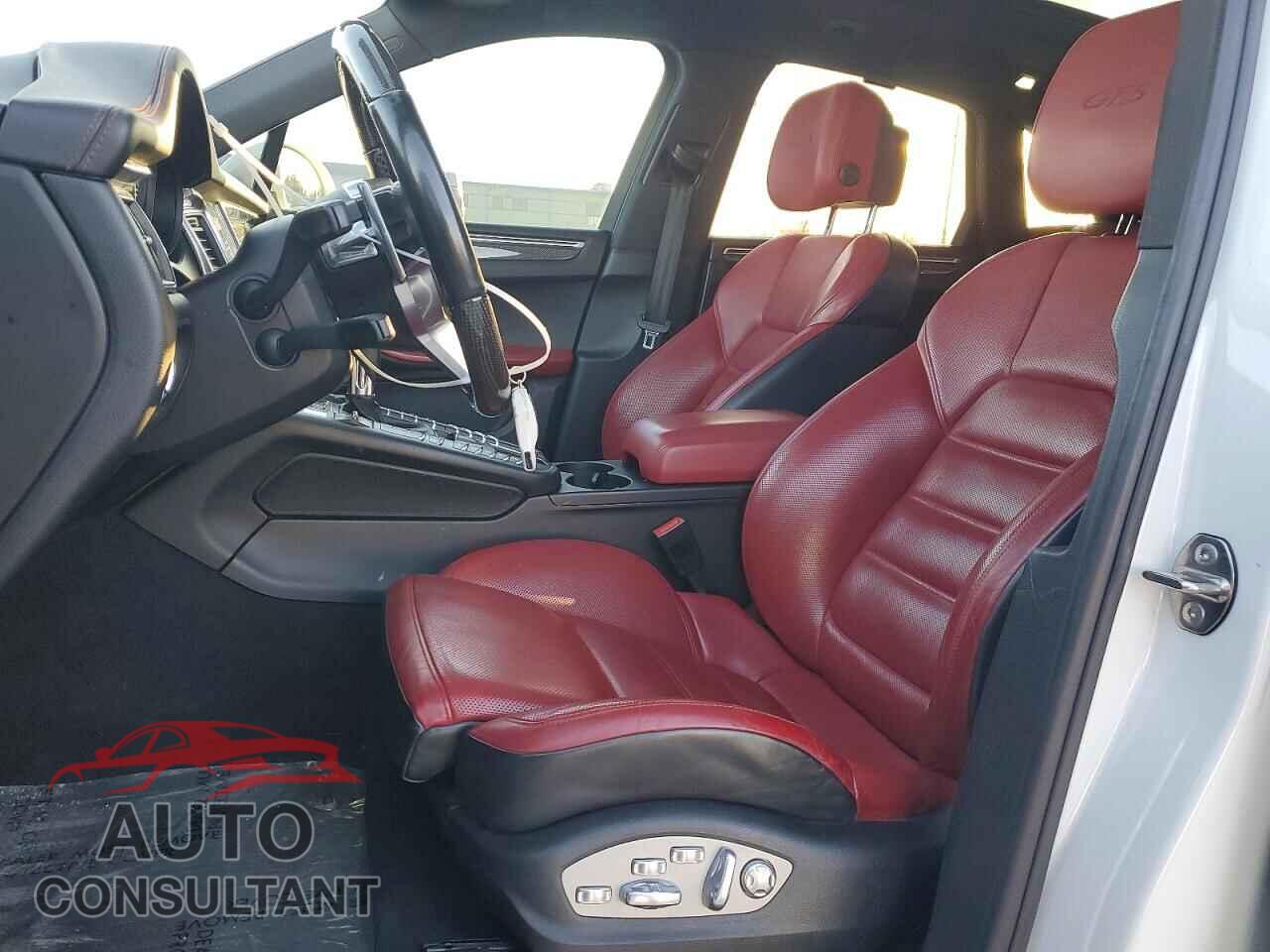 PORSCHE MACAN 2017 - WP1AG2A5XHLB52124