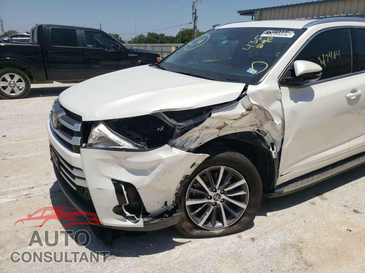 TOYOTA HIGHLANDER 2017 - 5TDJZRFH1HS435890