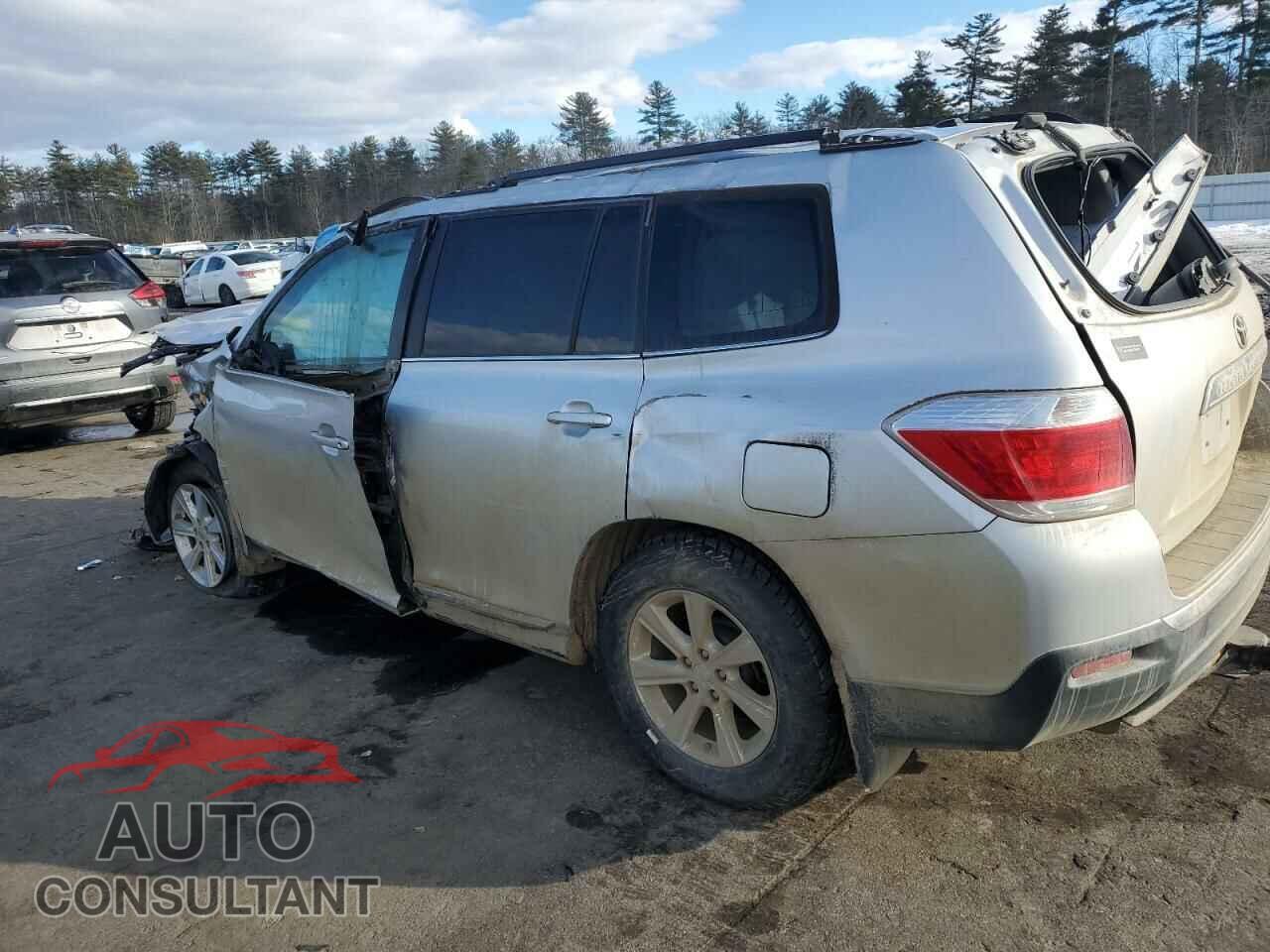 TOYOTA HIGHLANDER 2012 - 5TDBK3EH9CS114289