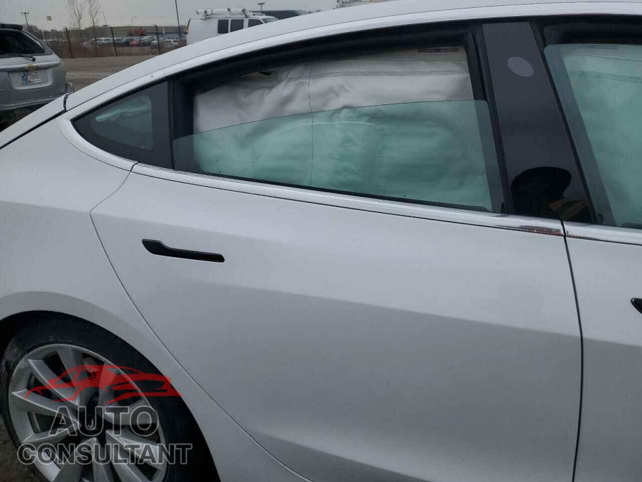 TESLA MODEL 3 2019 - 5YJ3E1EA8KF466382