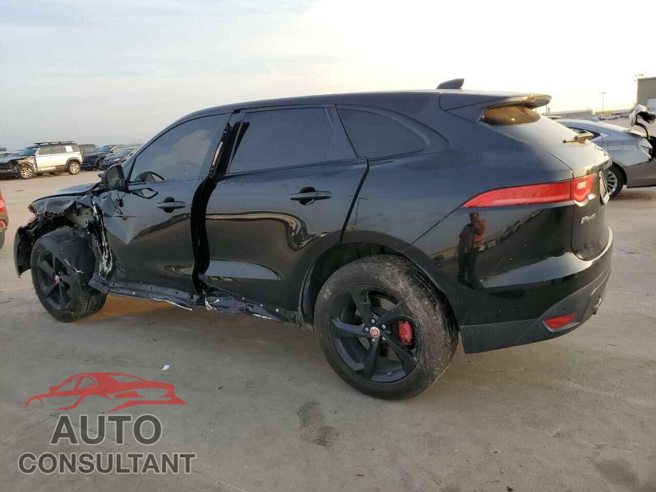 JAGUAR F-PACE 2017 - SADCJ2BV9HA053627