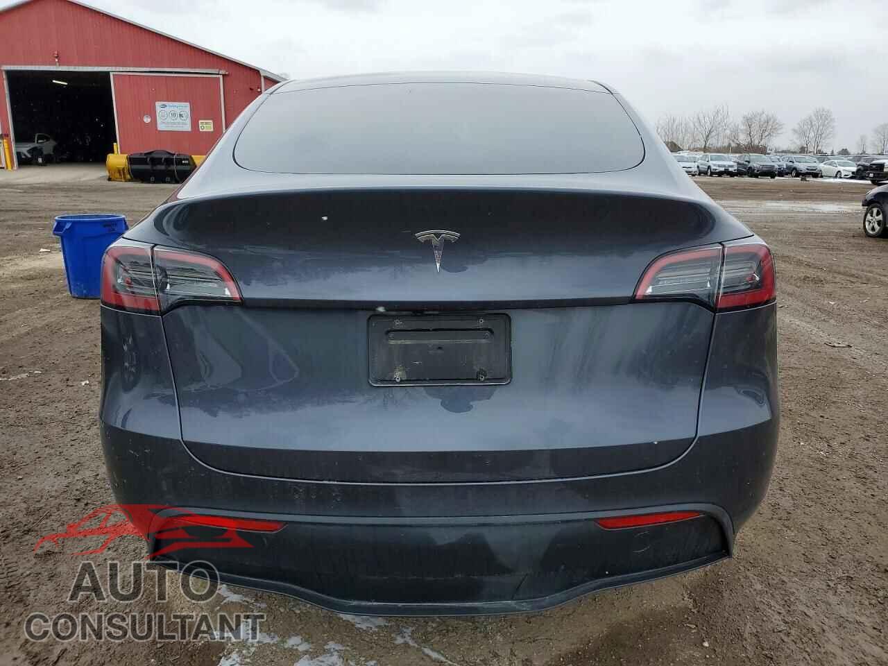 TESLA MODEL Y 2023 - LRWYGDFD7PC227191
