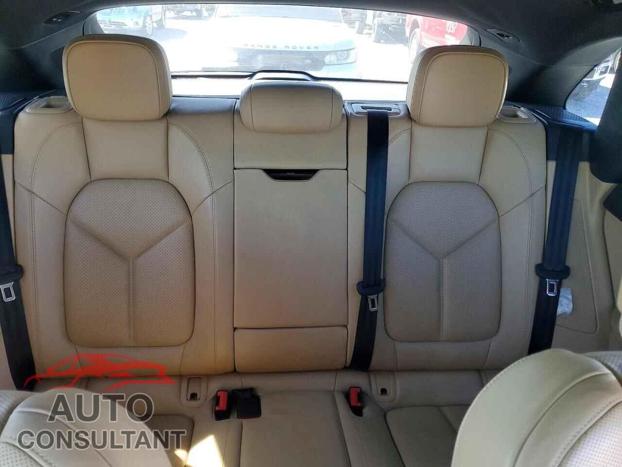 PORSCHE MACAN 2018 - WP1AA2A51JLB01232