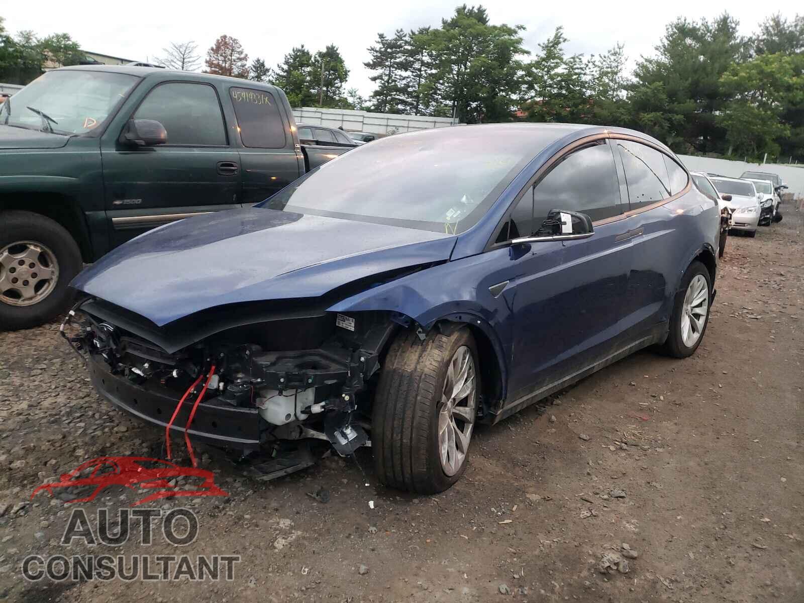 TESLA MODEL X 2016 - 5YJXCBE22GF008169