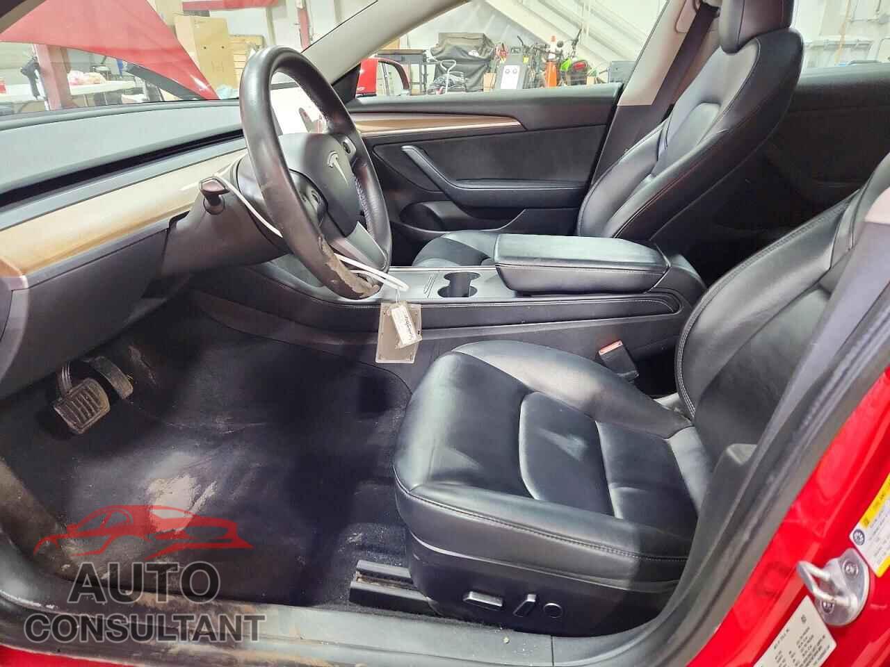 TESLA MODEL 3 2022 - 5YJ3E1EA3NF289552