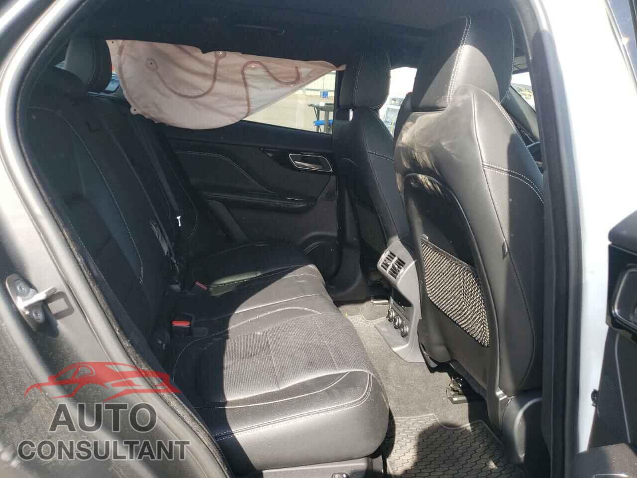 JAGUAR F-PACE 2018 - SADCM2FVXJA292885