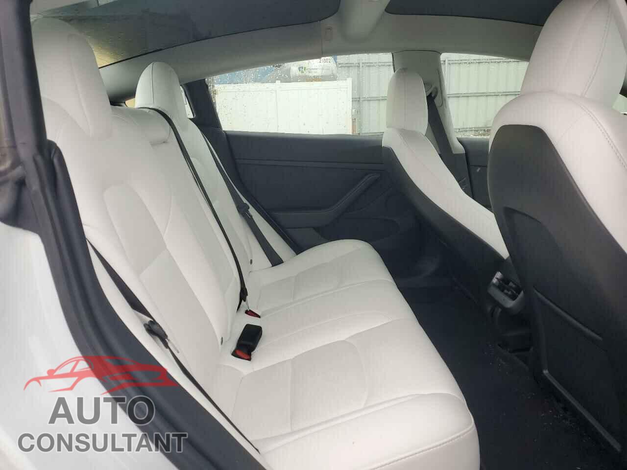 TESLA MODEL 3 2021 - 5YJ3E1EC0MF044630