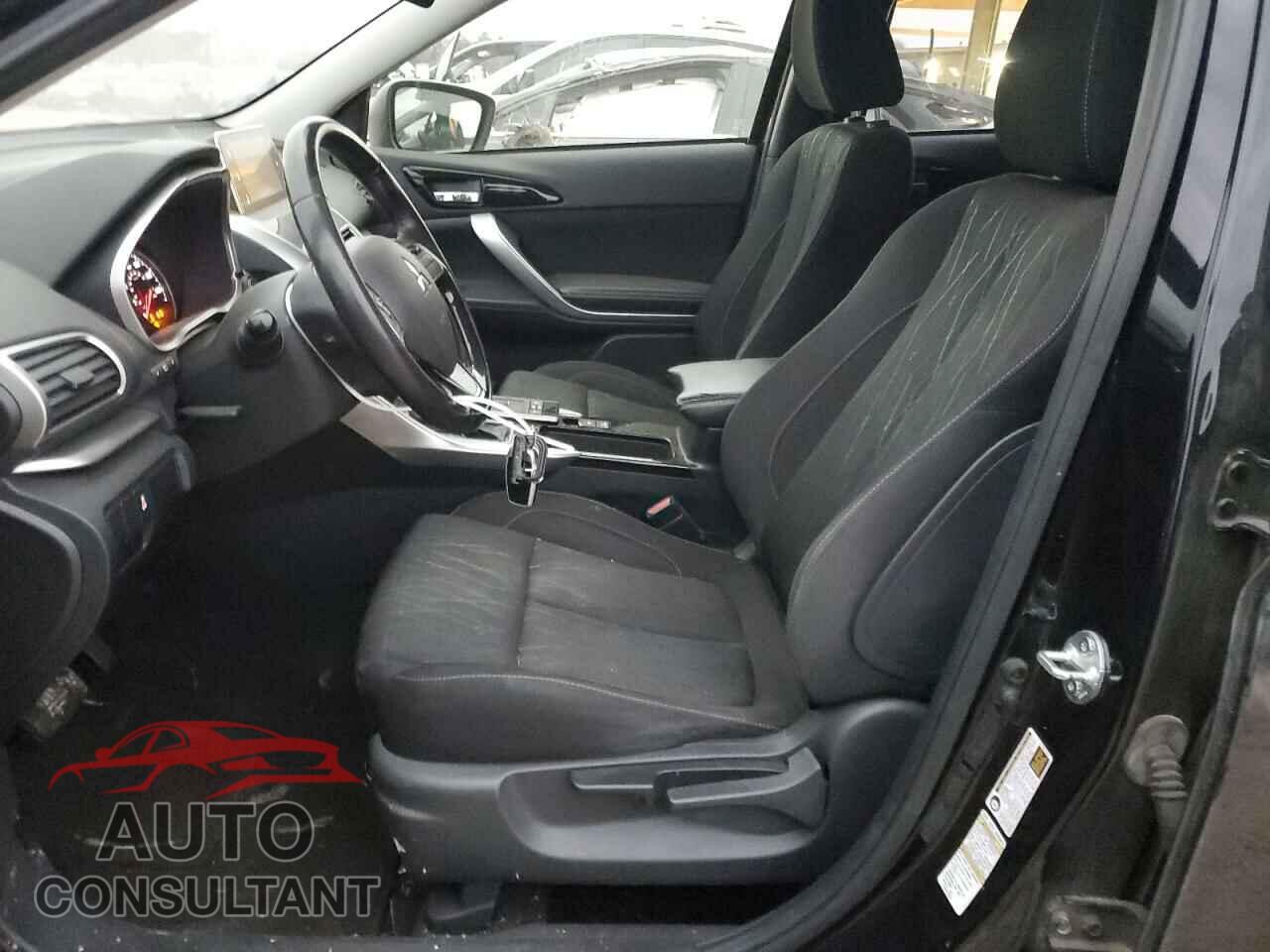 MITSUBISHI ECLIPSE 2018 - JA4AT5AA7JZ049476