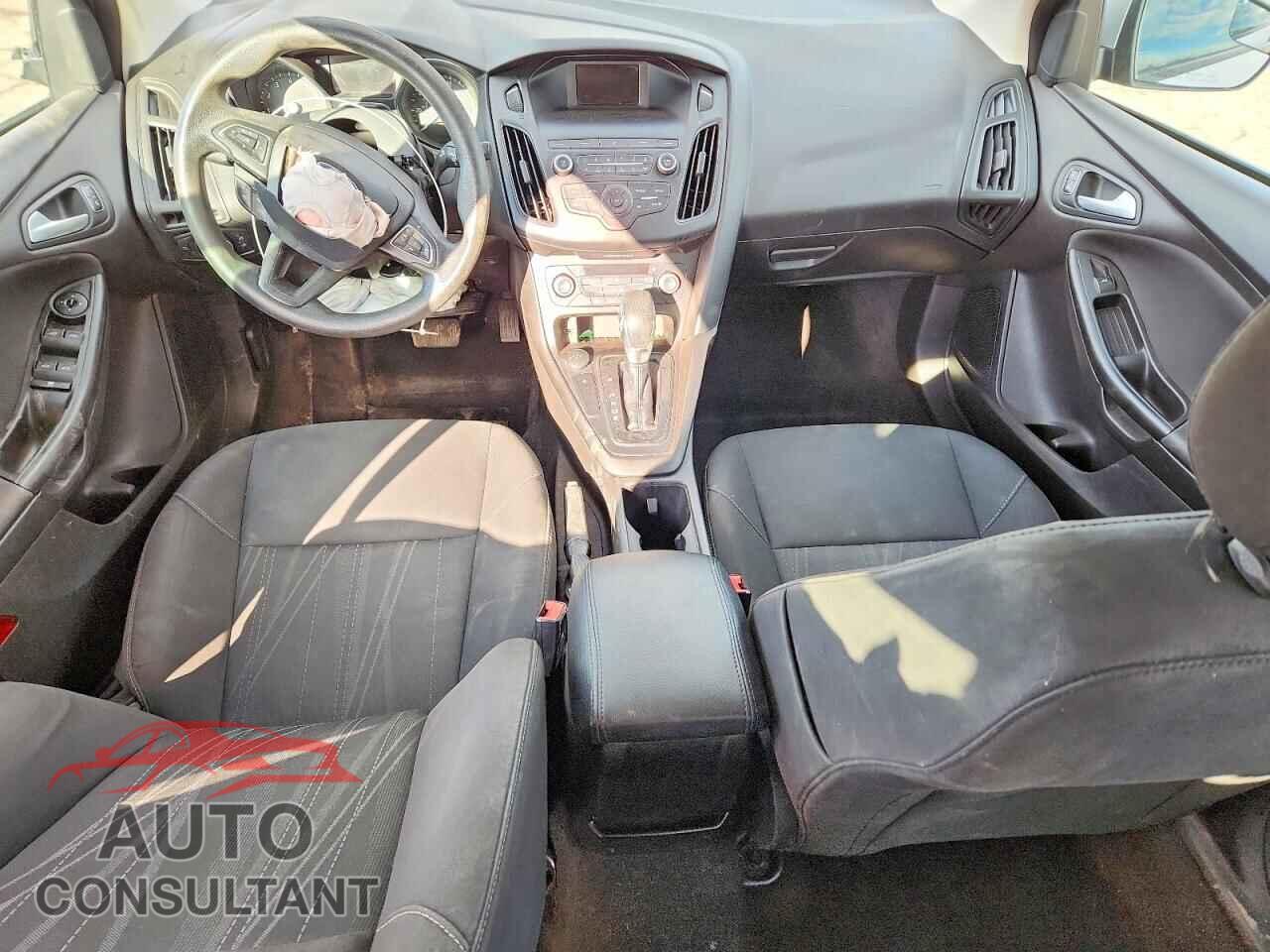FORD FOCUS 2018 - 1FADP3FE2JL254848