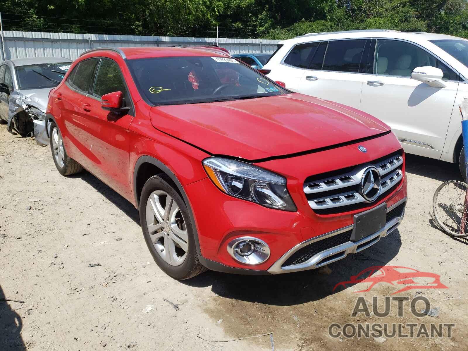 MERCEDES-BENZ GLA-CLASS 2018 - WDCTG4GB6JJ370978