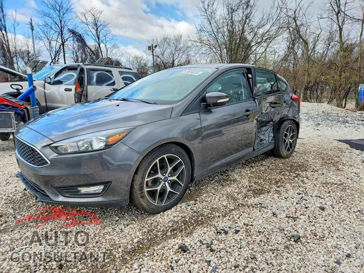 FORD FOCUS 2017 - 1FADP3M23HL242484