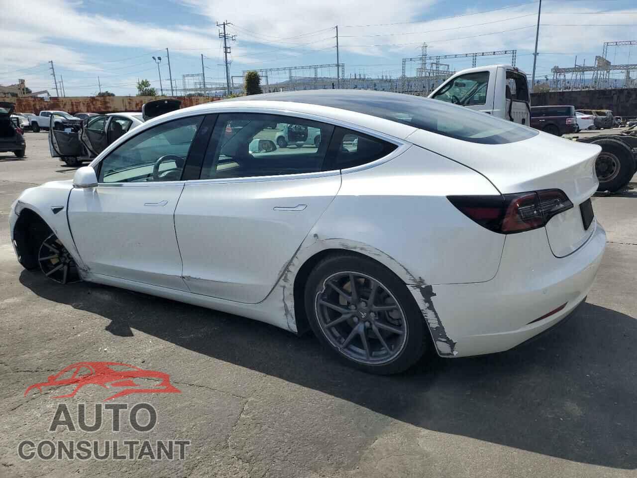 TESLA MODEL 3 2019 - 5YJ3E1EB6KF388242