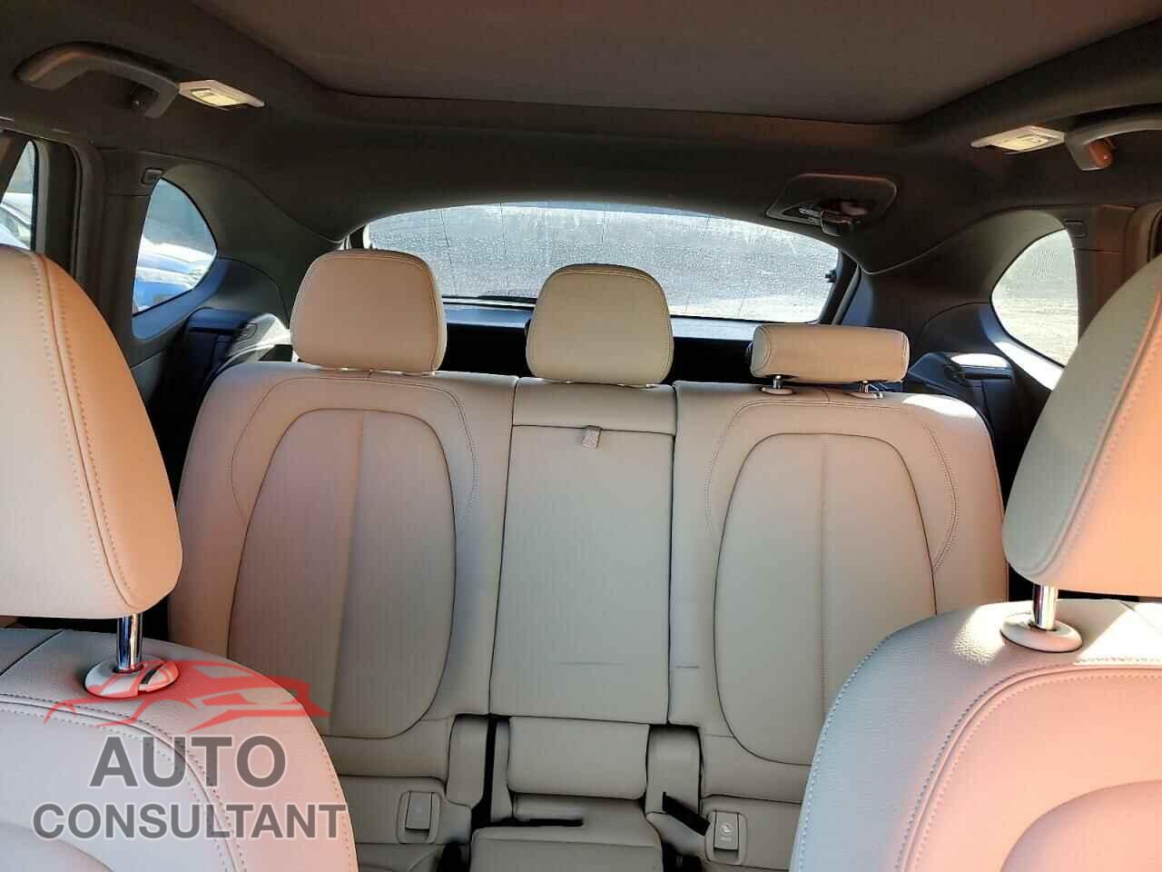 BMW X1 2017 - WBXHT3C32H5F77716