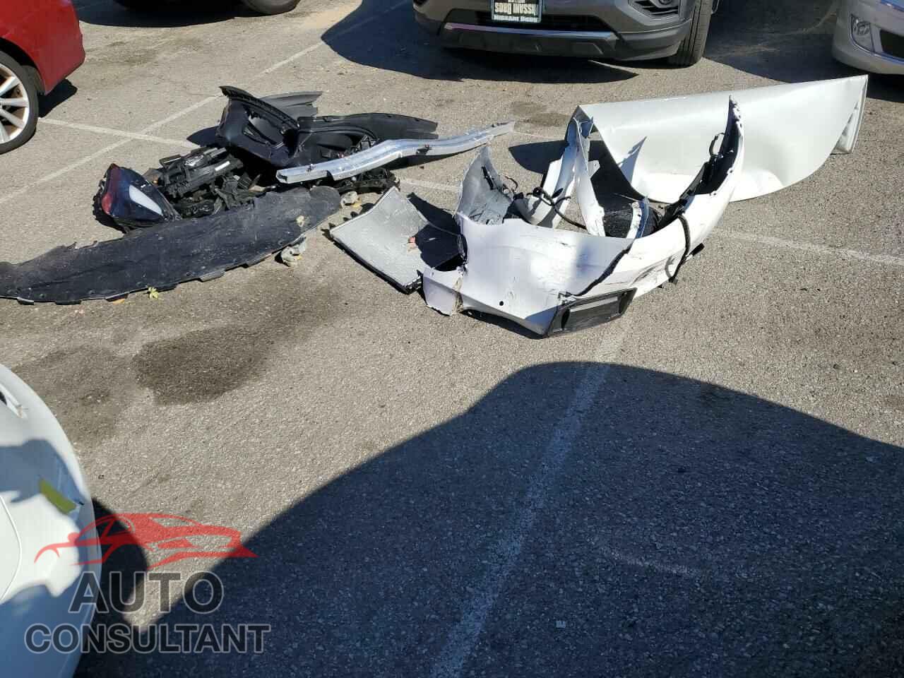 TESLA MODEL 3 2021 - 5YJ3E1EA2MF868076