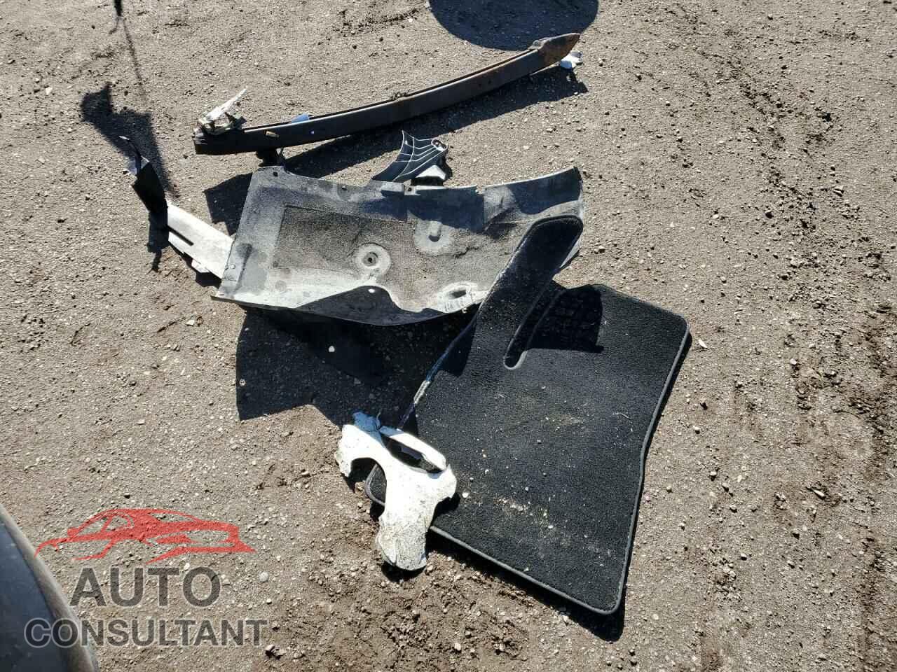 TESLA MODEL 3 2019 - 5YJ3E1EB8KF452023