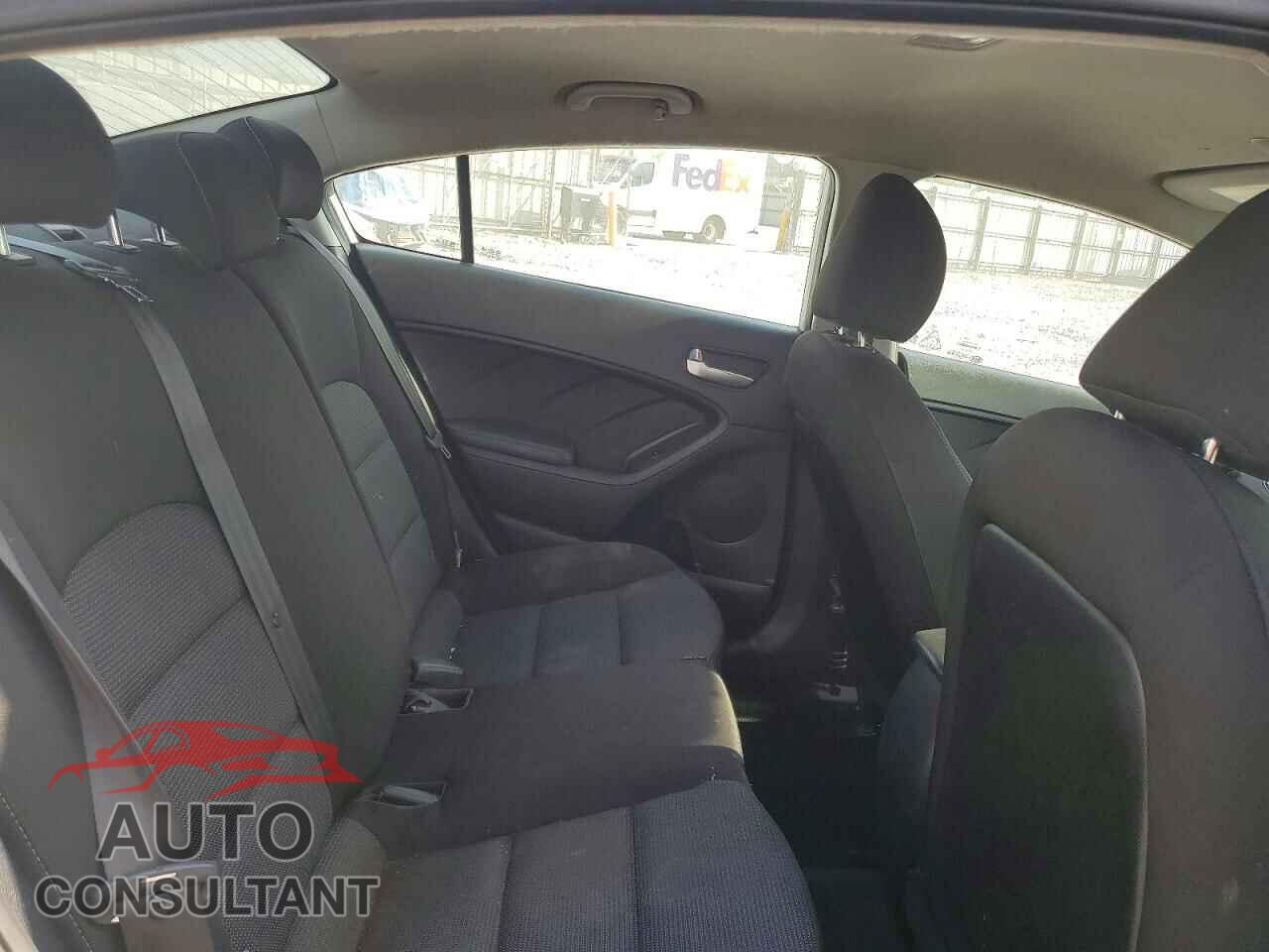 KIA FORTE 2017 - 3KPFK4A79HE078917