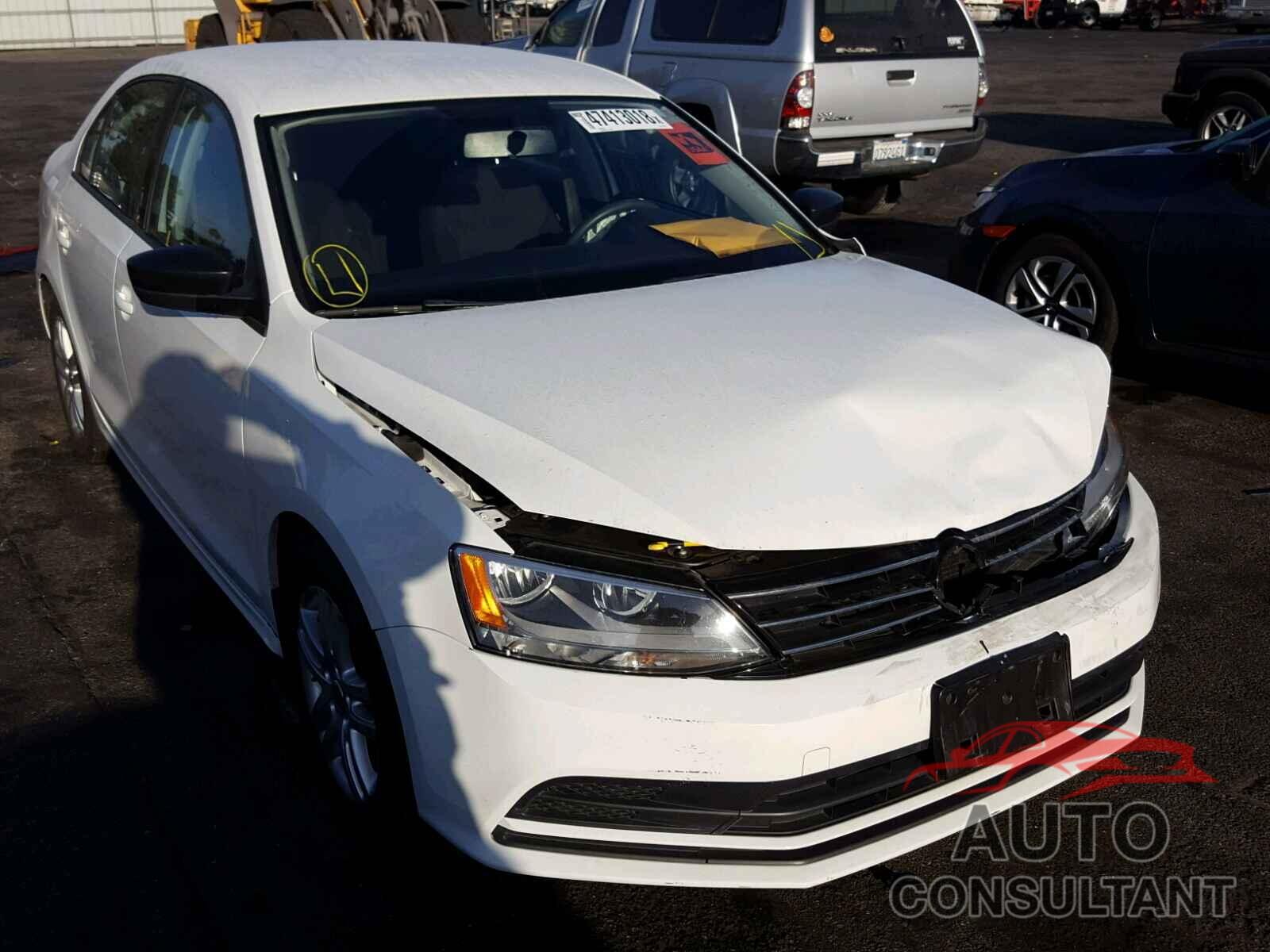 VOLKSWAGEN JETTA 2015 - 3VW2K7AJ4FM223969