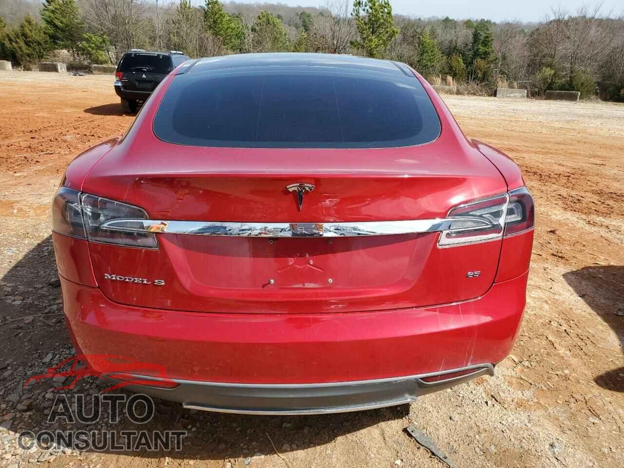 TESLA MODEL S 2014 - 5YJSA1H18EFP32975