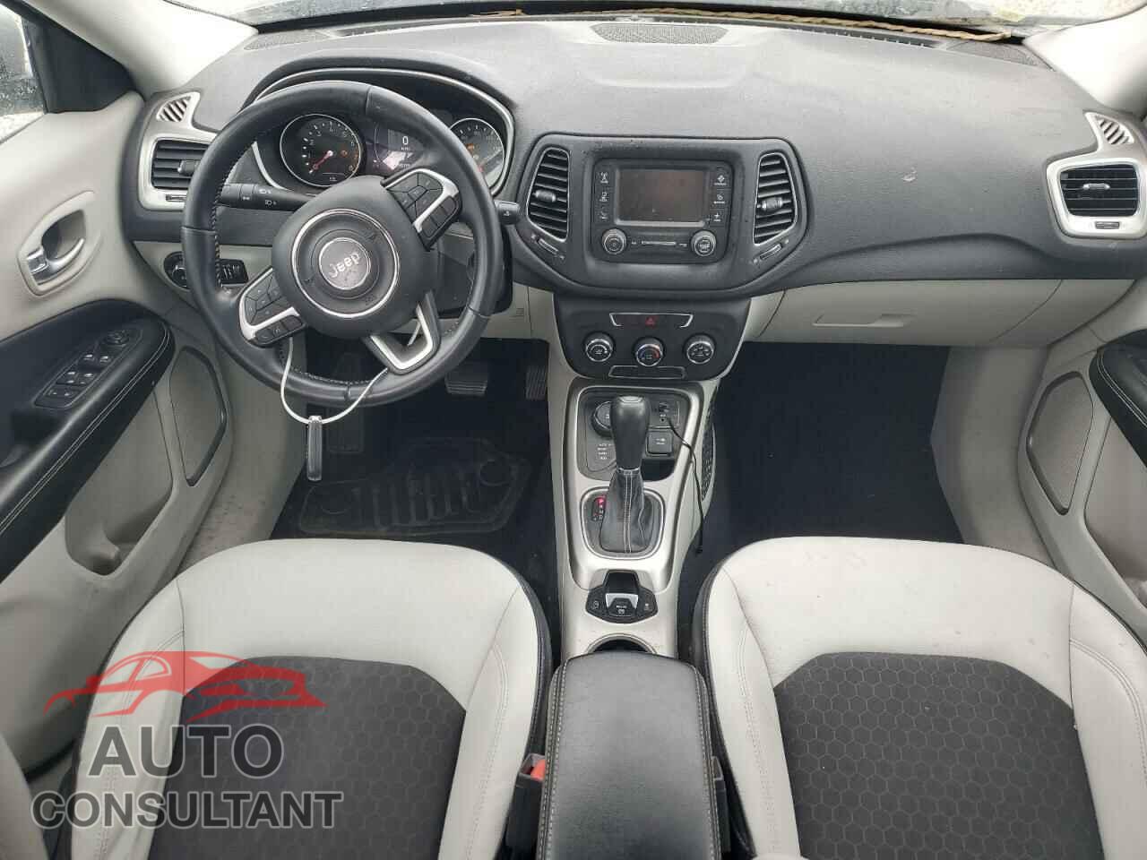 JEEP COMPASS 2018 - 3C4NJDBB4JT201400