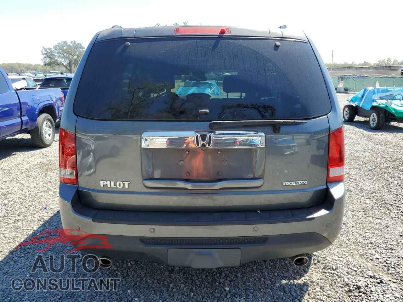HONDA PILOT 2013 - 5FNYF3H94DB015808