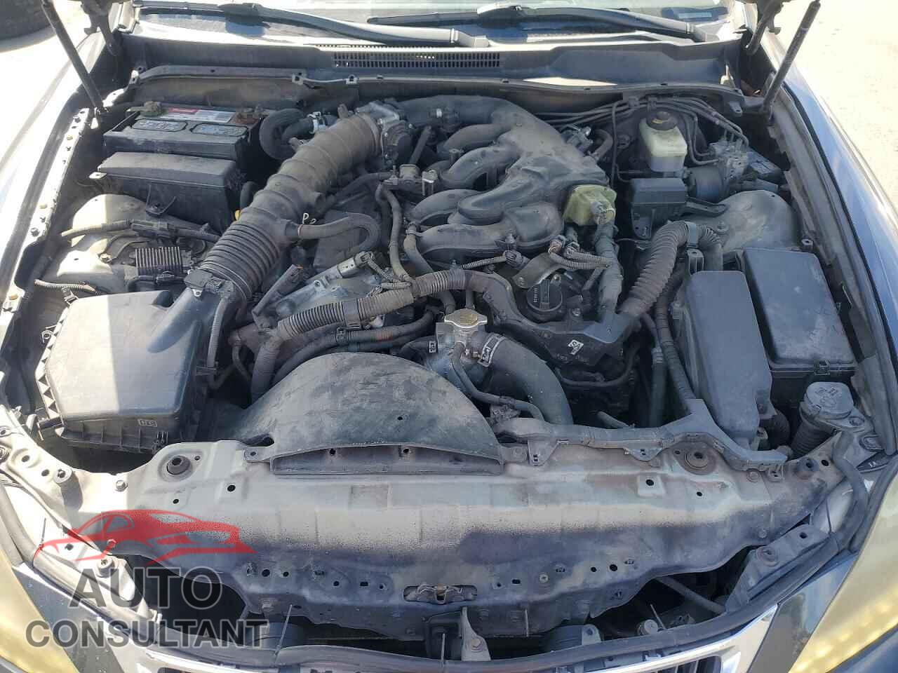 LEXUS IS 2011 - JTHBF5C25B5137067
