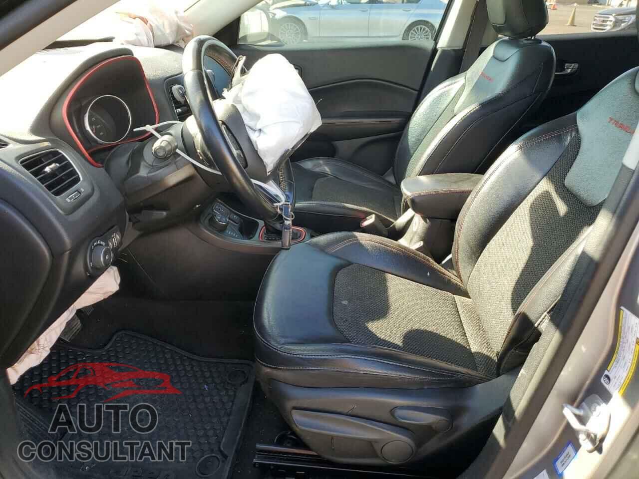 JEEP COMPASS 2020 - 3C4NJDDB9LT106573