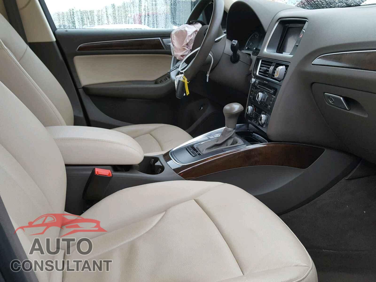 AUDI Q5 2016 - WA1C2AFP2GA015941