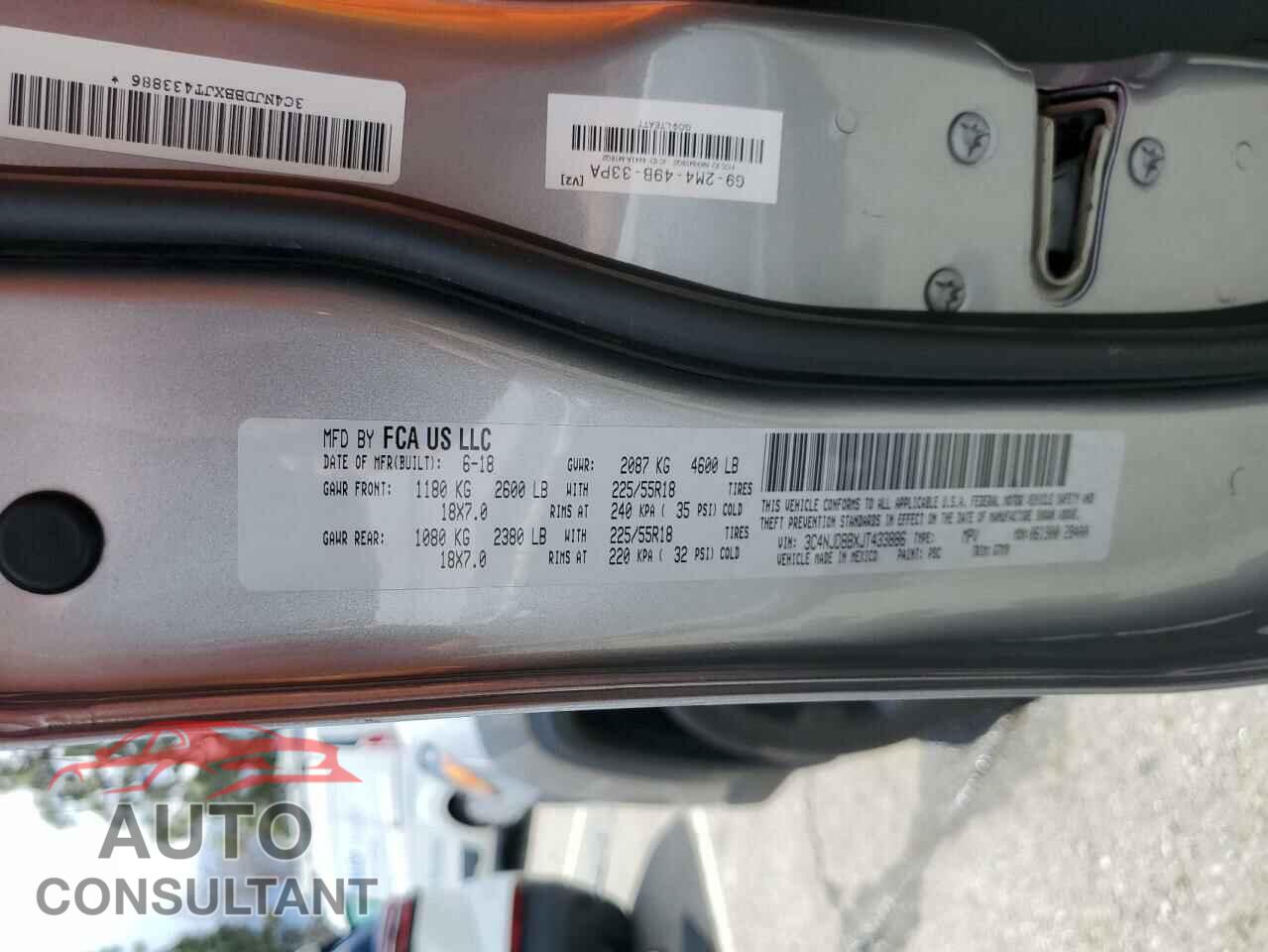 JEEP COMPASS 2018 - 3C4NJDBBXJT433886