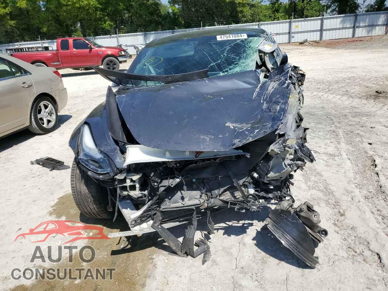 TESLA MODEL 3 2020 - 5YJ3E1EB3LF636903