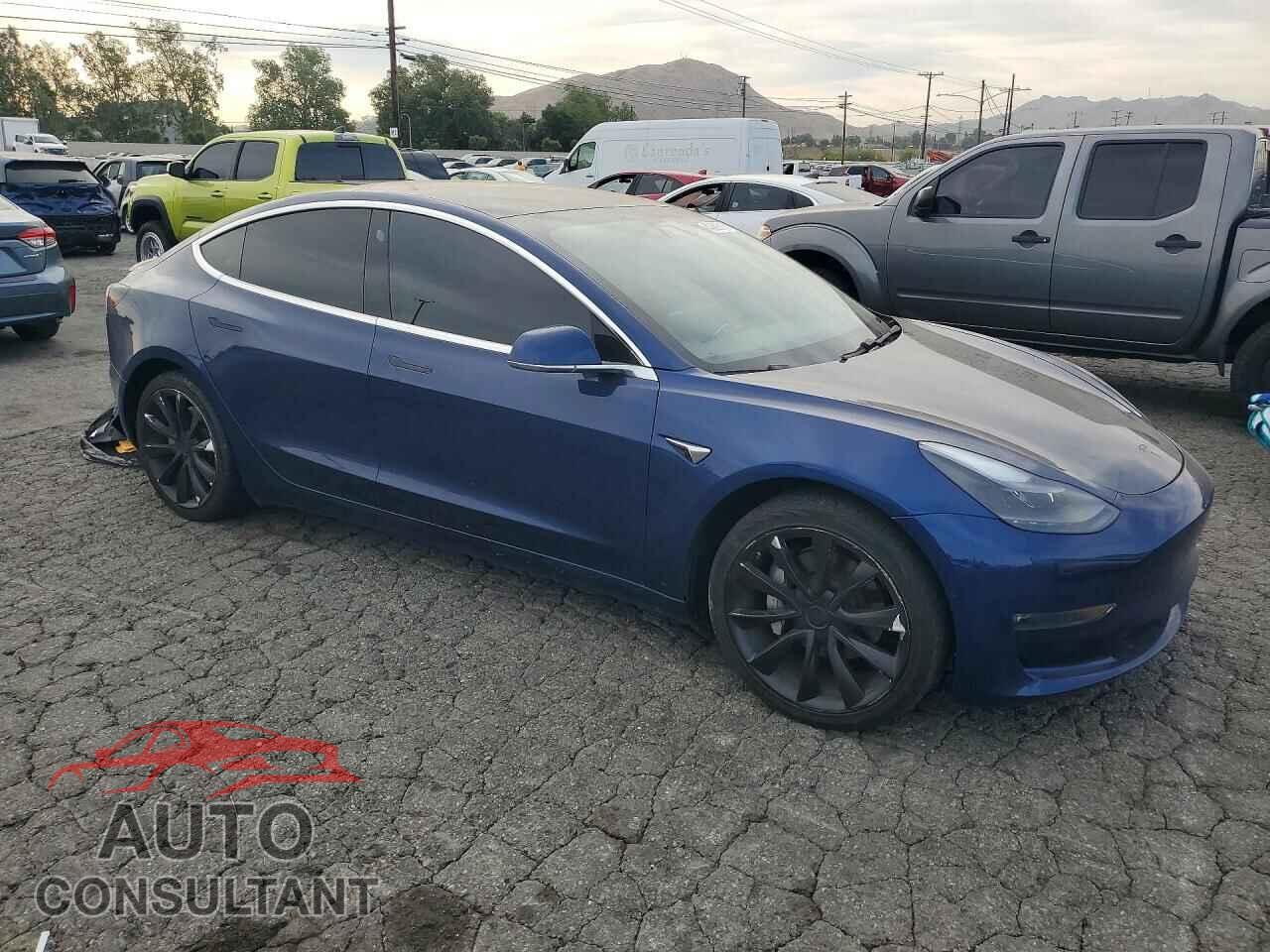 TESLA MODEL 3 2018 - 5YJ3E1EA0JF076522