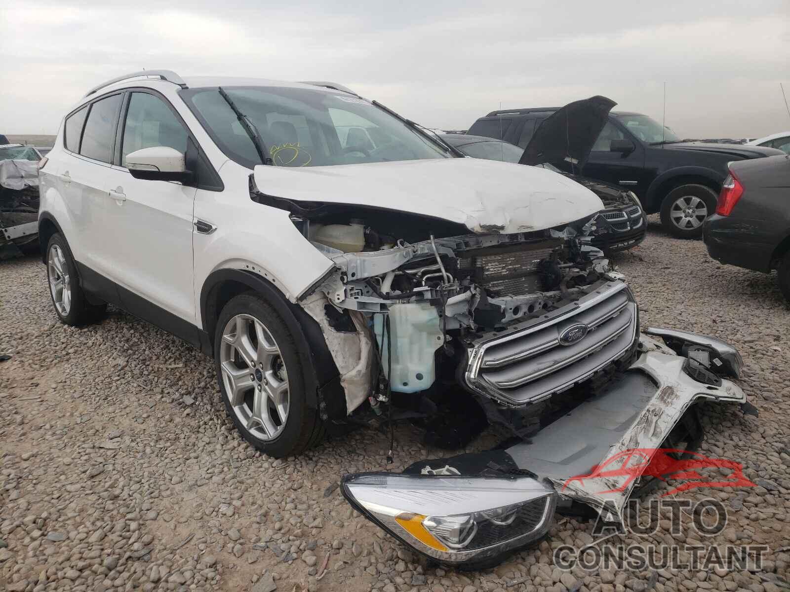 FORD ESCAPE 2019 - 1FMCU9J93KUC32845